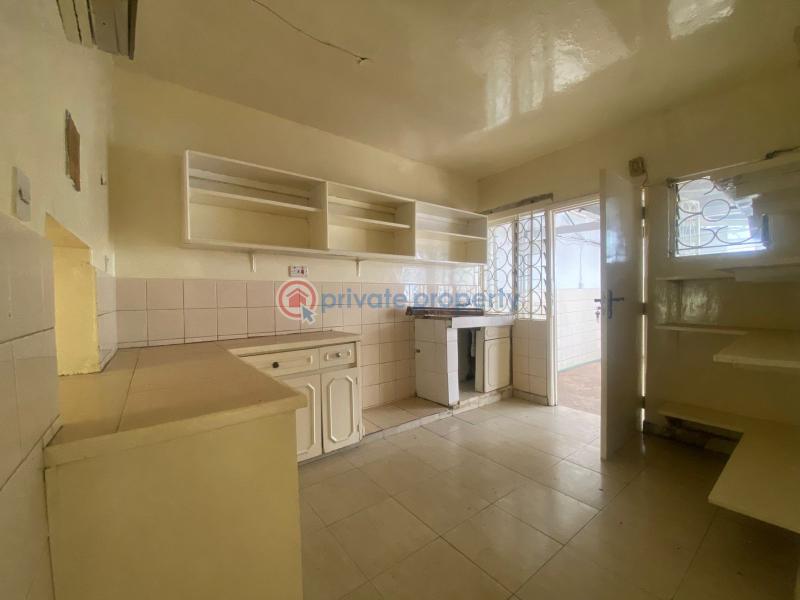 4 bedroom Townhouse For Rent Near Diamond Plaza 3rd Parklands Nairobi - 0