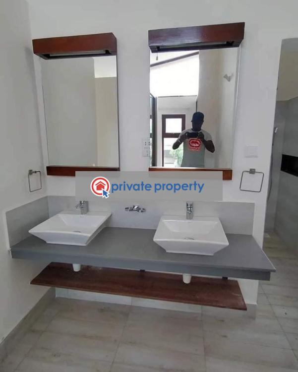 4 bedroom House For Sale &nbsp;langata Road Mugumo-Ini (Langata) Nairobi - 9