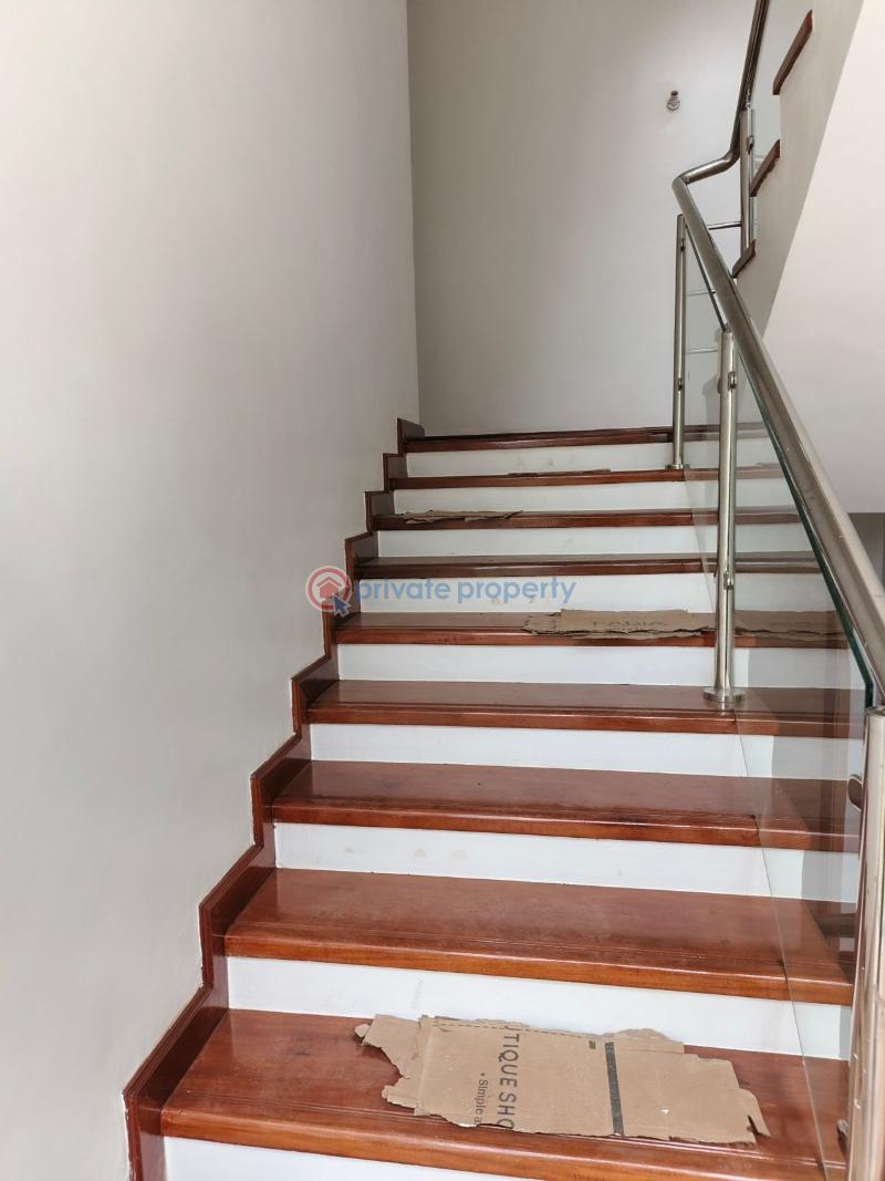 6 bedroom Detached Duplex For Rent Near Lavington Mall Lavington Nairobi - 10