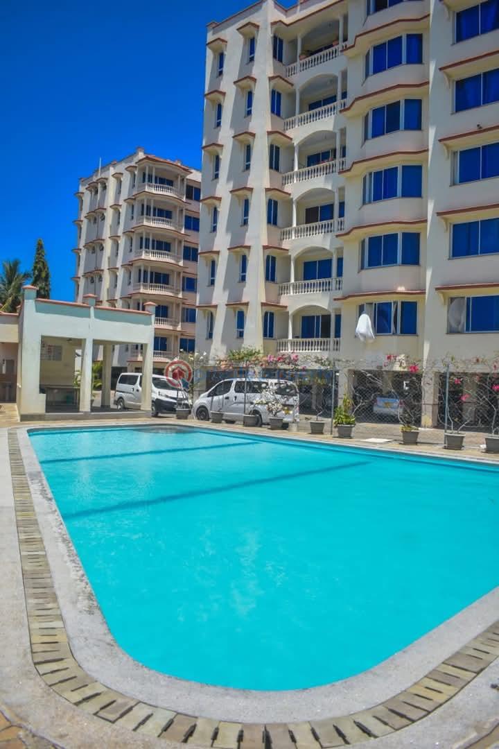 3 bedroom Apartment Short let Links Road Nyali Mombasa  - 12