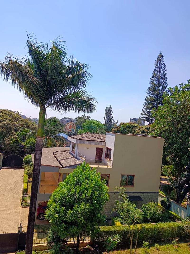 5 bedroom Townhouse For Sale Lavington Nairobi - 22