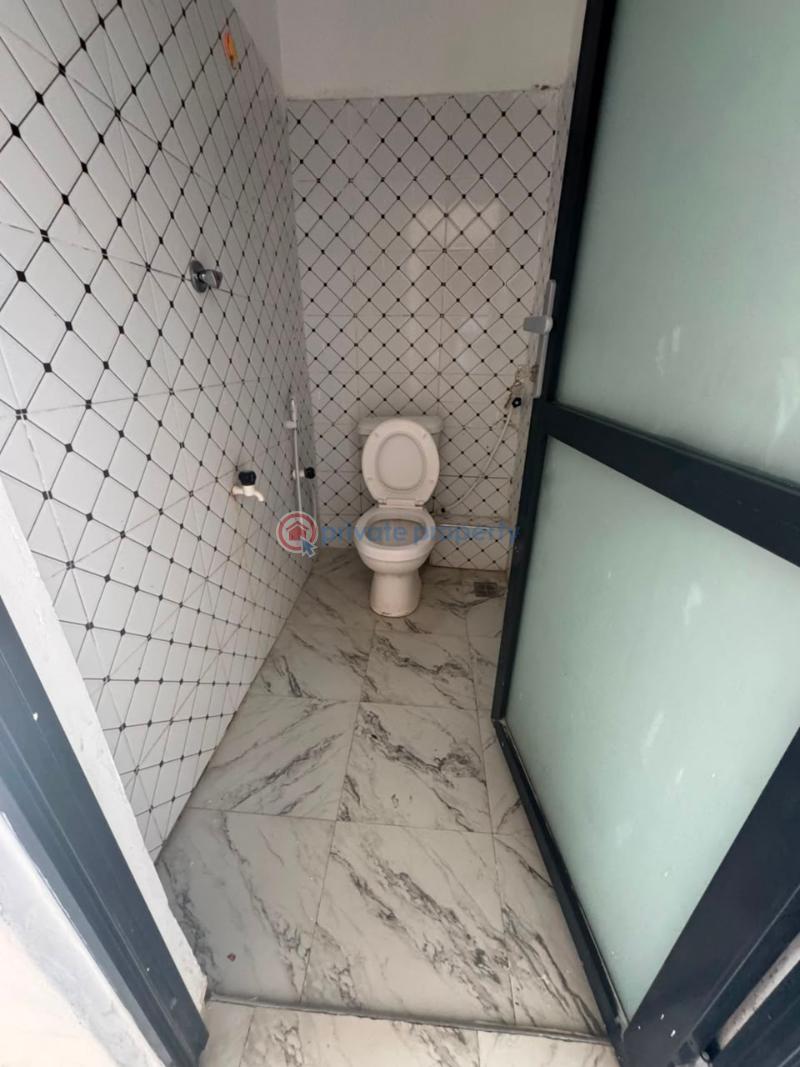 1 bedroom Apartment For Rent mtambo Road Bamburi Mombasa - 4
