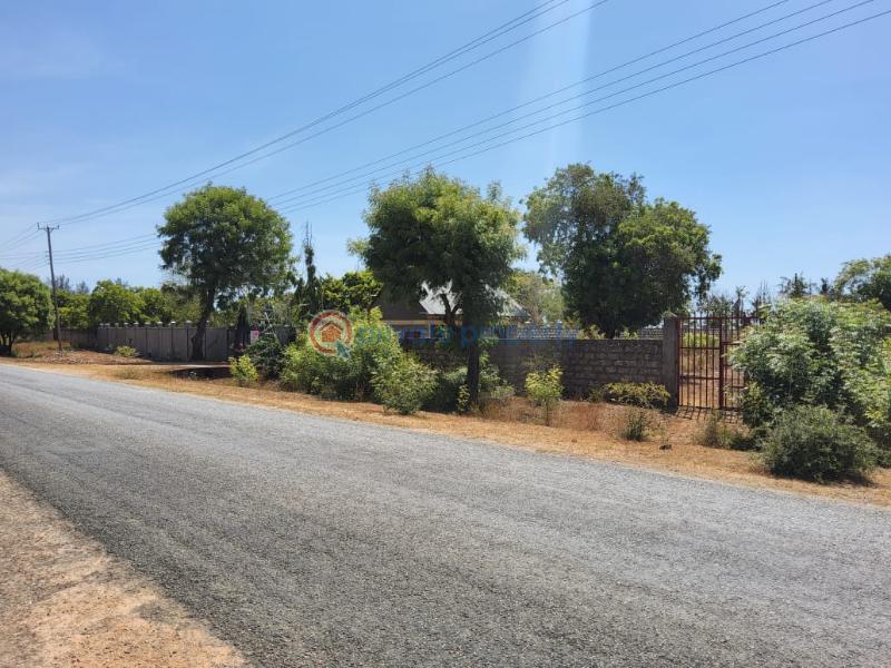 Land For Sale Bofa Beach Mnarani Kilifi - 3