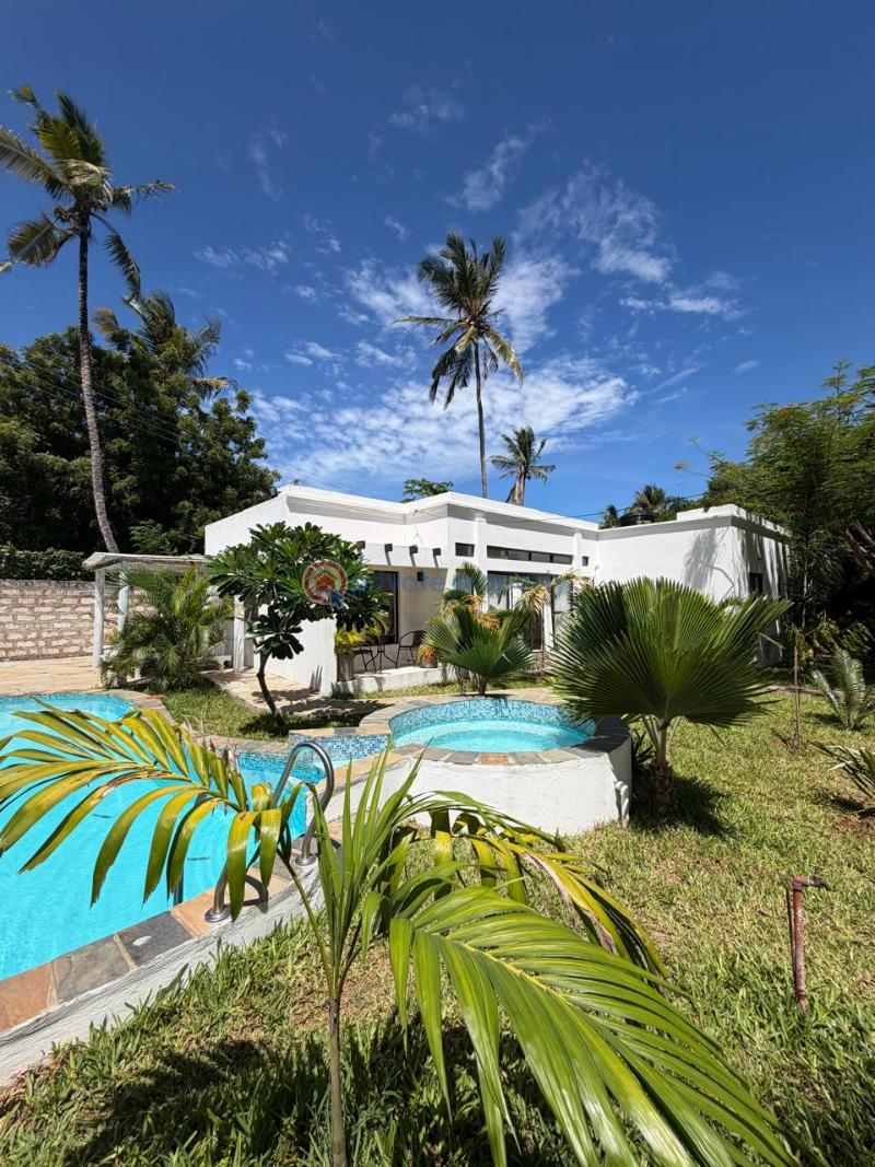 4 bedroom House For Sale Watamu Kilifi - 3