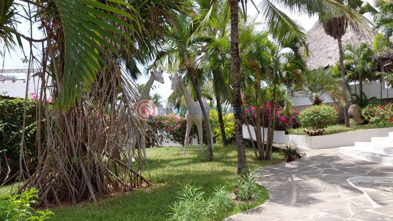 8 bedroom House For Sale Watamu Kilifi - 3