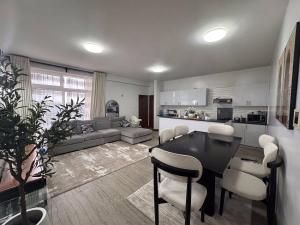 2 bedroom Apartment For Sale Thika Road Muthaiga Nairobi