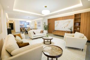 3 bedroom Apartment For Sale Parklands Nairobi