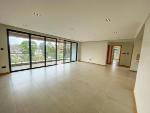 4 bedroom Apartment For Sale Spring Valley Nairobi