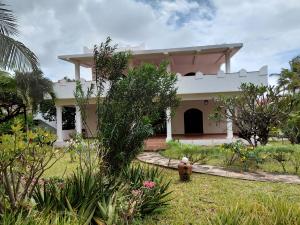 4 bedroom House For Sale Ocean Front Watamu Kilifi