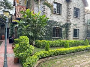 4 bedroom Townhouse For Sale Othaya Road Kileleshwa Nairobi