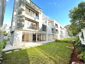 4 bedroom Townhouse For Sale Lavington Nairobi