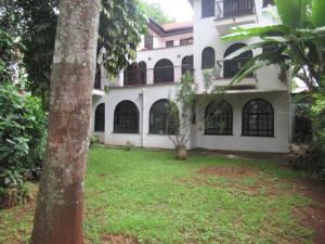 4 bedroom Townhouse For Rent Riverside westlands Nairobi