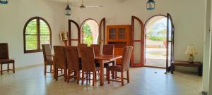 4 bedroom House For Sale Ocean Front Watamu Kilifi