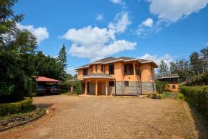 4 bedroom House For Sale Karen Nairobi