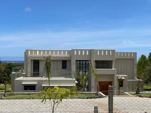 4 bedroom House For Sale Vipingo, Golf Clubs Area Vipingo Beach. Mtwapa Kilifi