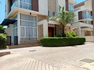 5 bedroom House For Sale Lavington Nairobi
