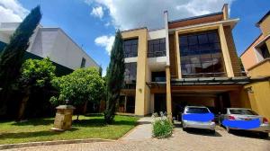 5 bedroom Townhouse For Sale Lavington Mall Lavington Nairobi
