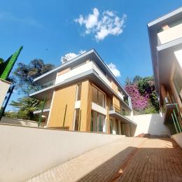 5 bedroom Townhouse For Sale Off Convent Road Lavington Nairobi