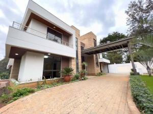 5 bedroom Townhouse For Sale Off Langata Road Karen Nairobi