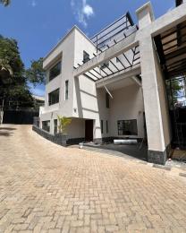 5 bedroom Townhouse For Sale Lavington Nairobi