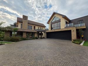5 bedroom Townhouse For Sale Runda Westlands Nairobi