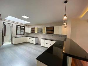 5 bedroom Townhouse For Rent Lavington Nairobi