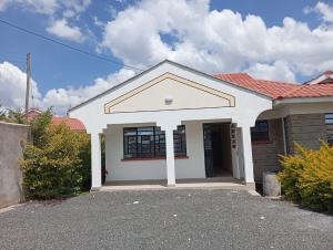 3 bedroom House For Sale 400 Meters From The Tarmac Road Ongata Rongai Kajiado