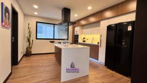 3 bedroom Apartment For Rent Riverside Drive westlands. Nairobi