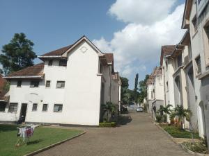 5 bedroom Townhouse For Sale Convent Drive Nairobi Lavington Nairobi
