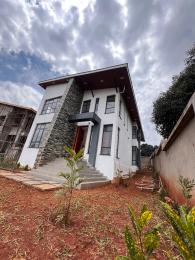 5 bedroom House For Sale 200meters From Muhuri Road Kikuyu Kiambu