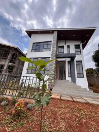 6 bedroom House For Sale 200meters From Muhuri Road Kikuyu. Kiambu