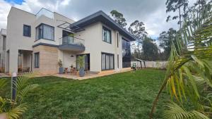5 bedroom House For Sale Loresho Westlands Nairobi