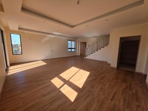 5 bedroom Apartment For Sale 3rd Parklands Nairobi