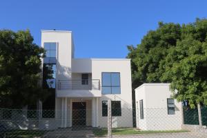 4 bedroom House For Sale Kuruwitu Beach Shimo La Tewa Kilifi