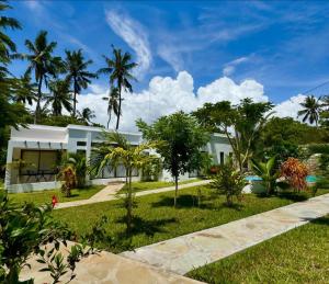 3 bedroom Detached Bungalow For Sale Jacaranda Beach. Watamu Kilifi