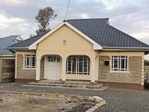 3 bedroom House For Sale 300 Meters From The Tarmac Road Ongata Rongai Kajiado