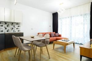 2 bedroom Apartment For Rent Near Kileleshwa Police Station. Nairobi