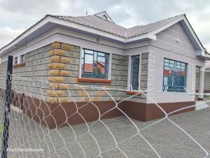 3 bedroom Semi detached Bungalow For Sale Kajiado Acacia Area Kitengela 